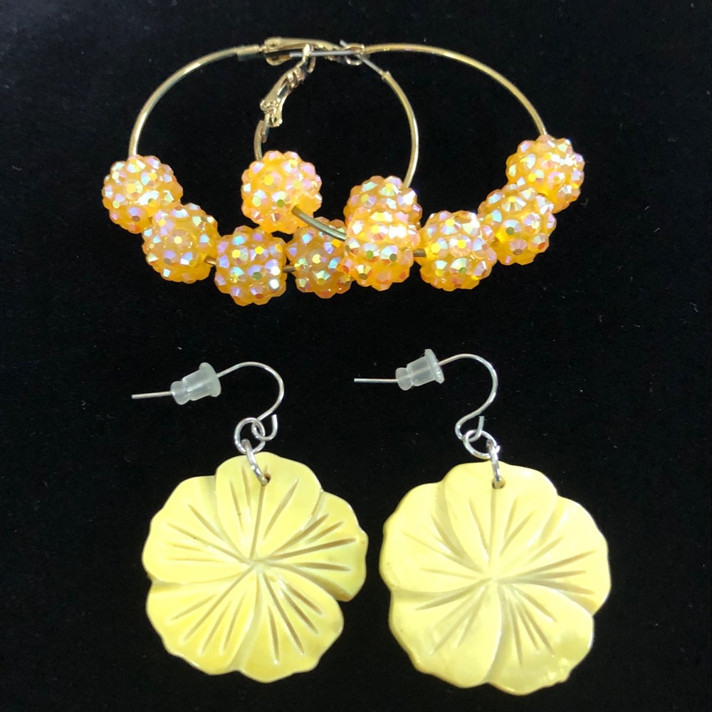 Dangles and hoops